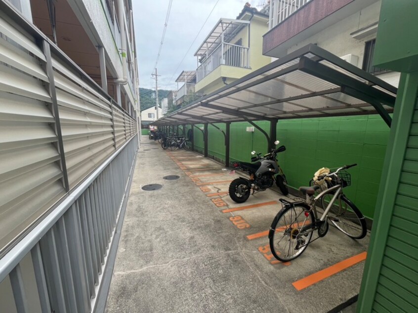 駐輪場 グランドハイツヤマダ