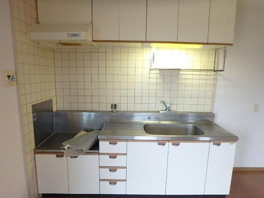 キッチン 尾勝山ハイツ
