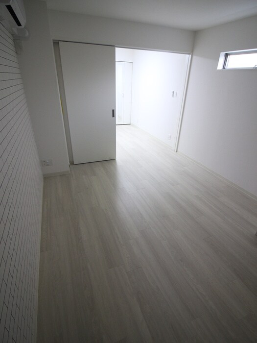 居室 アン・リラ