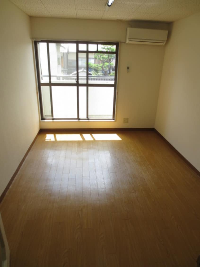 居室 メゾンNOWNOW