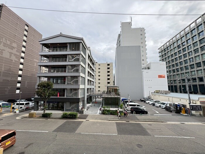 室内からの展望 ＳＥＲＥＮｉＴＥ三宮