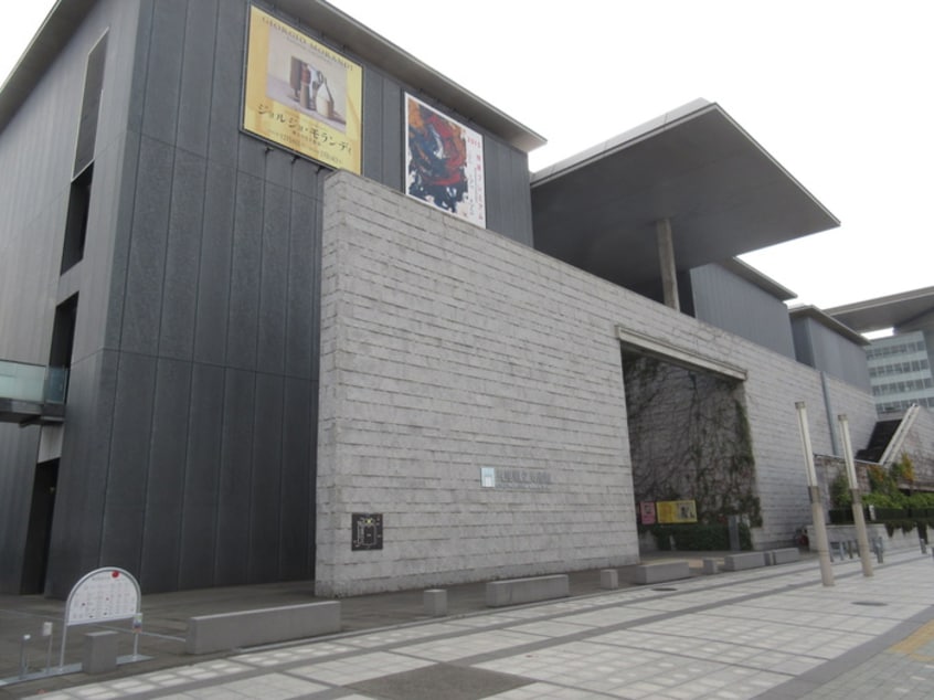 兵庫県立美術館(美術館/博物館)まで540m ＭＡＲＥ