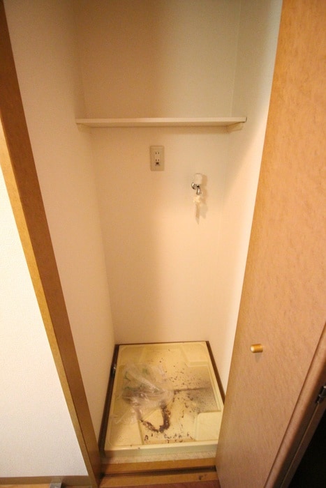 洗濯機置場 ｴｽﾃﾑｺｰﾄ新大阪Ⅲｽﾃｰｼｮﾝﾌﾟﾗｻﾞ