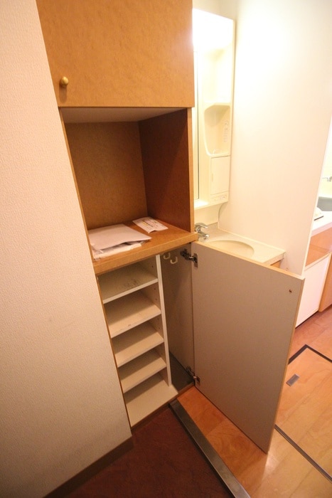 靴箱 ｴｽﾃﾑｺｰﾄ新大阪Ⅲｽﾃｰｼｮﾝﾌﾟﾗｻﾞ