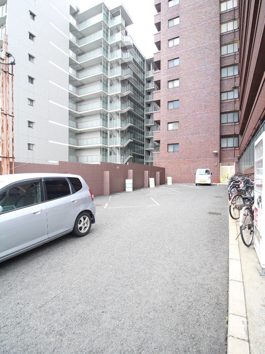 駐車場 ミフネセントラルベア東三国