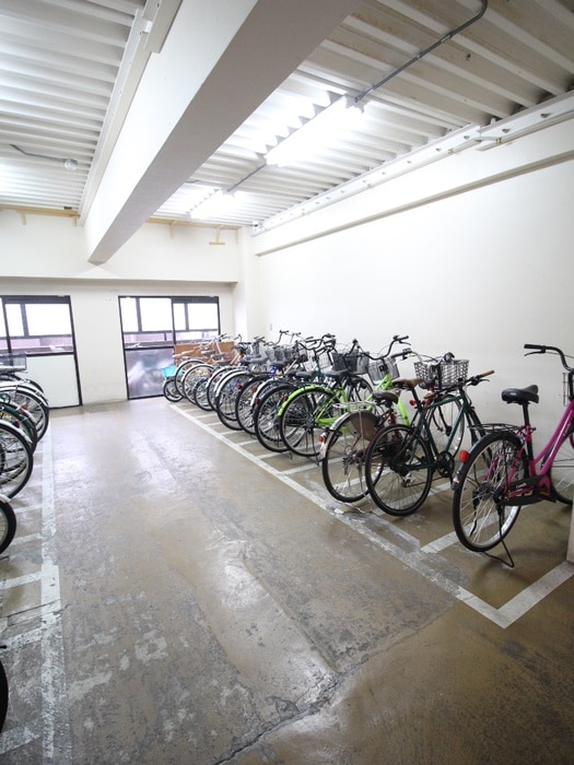 駐輪場 ミフネセントラルベア東三国