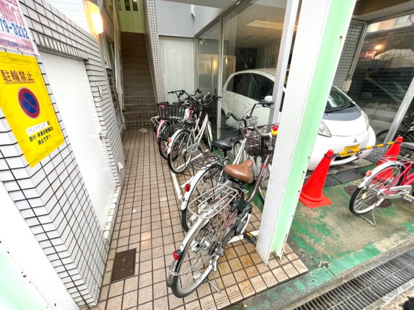 駐輪場 グランピア上汐