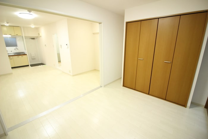 居室 マンションヴィクトリ－