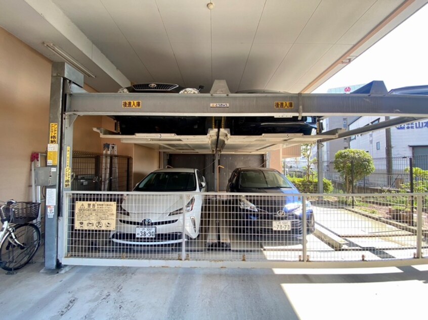 駐車場 ロイヤルハイツ清鳳