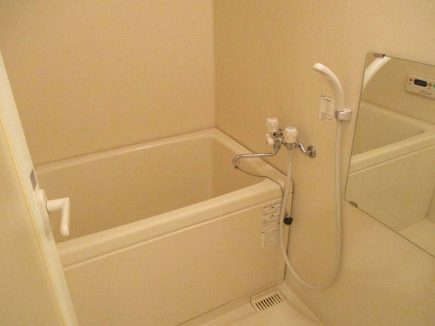 バス／シャワールーム等 ロイヤルハイツ清鳳