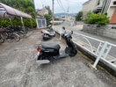バイク置き場 ハイツアサカワ