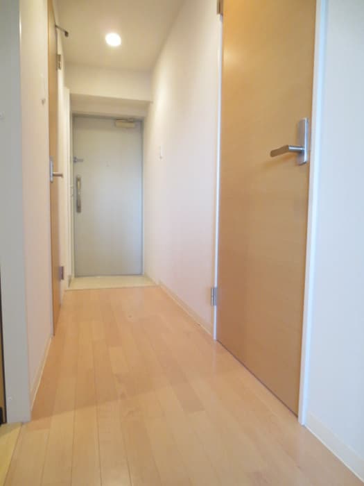 玄関 フェビエンロ－ズ