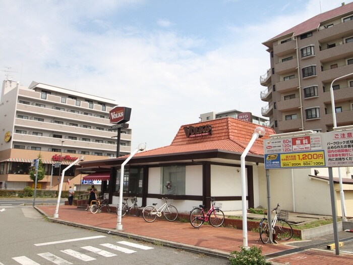 フォルクス(その他飲食（ファミレスなど）)まで950m ＯＡＺＯ芦屋上宮川町