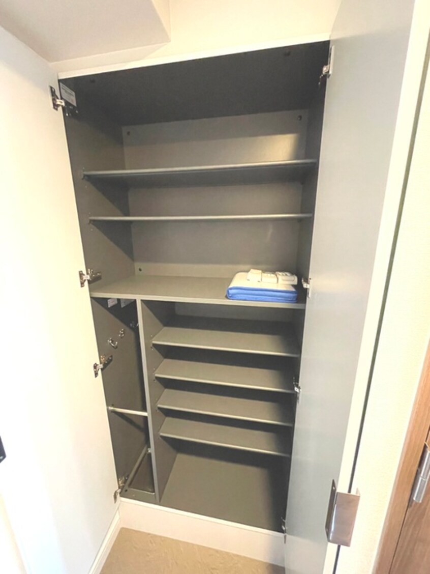 内観写真 ﾌﾟﾚｻﾝｽ新大阪ｲｵﾘｱ(722)