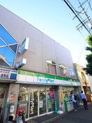 Family Mart(コンビニ)まで400m EVER HOMES 京都南