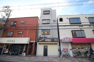 喜連西店舗付き貸家