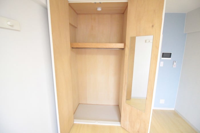 収納 トライトンコ－ト