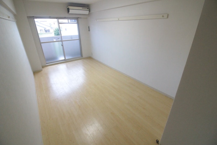 居室 トライトンコ－ト