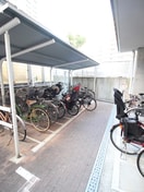 駐輪場 グレン松崎