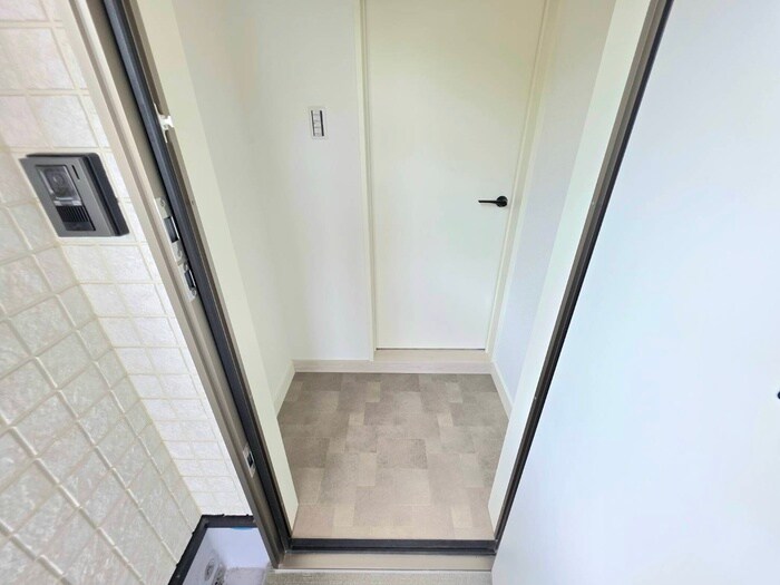 玄関 tenthree神戸須磨