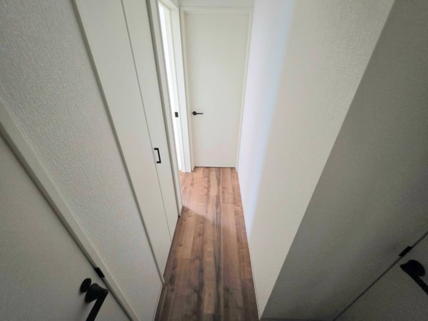 廊下 tenthree神戸須磨