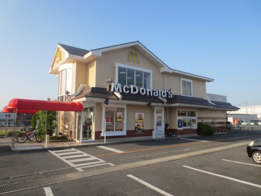 マクドナルド(ファストフード)まで3300m ハーブプラザ和泉鳥取Ⅱ番館
