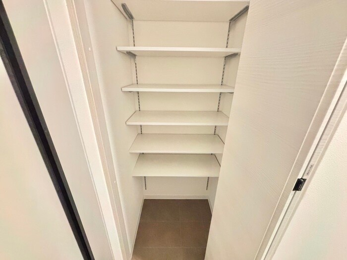 靴箱 セレニティ法善寺