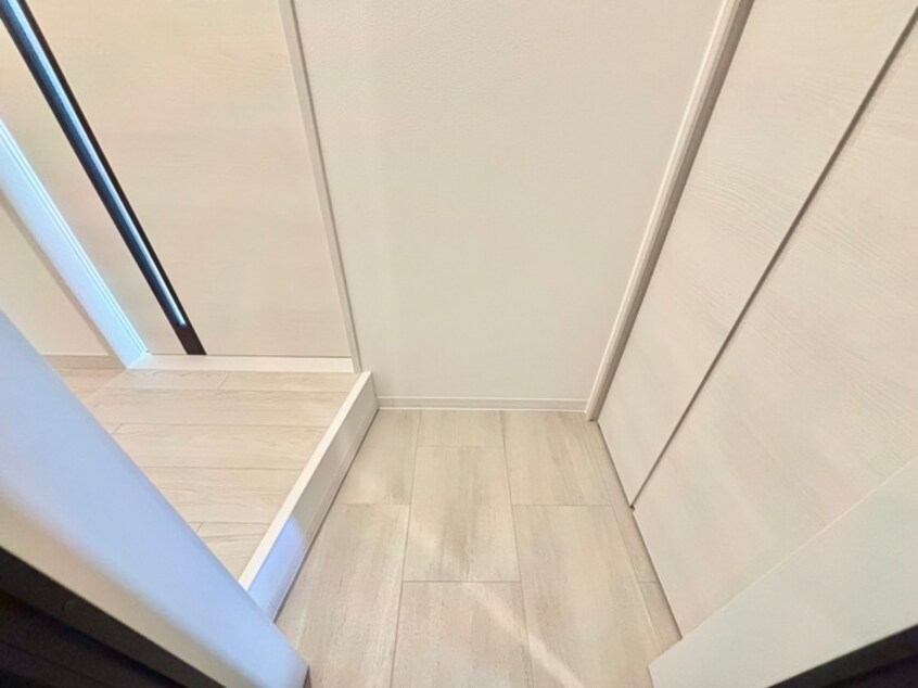 玄関 セレニティ法善寺