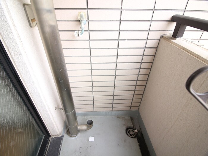 洗濯機置場 ベルビューレ千里山３番館