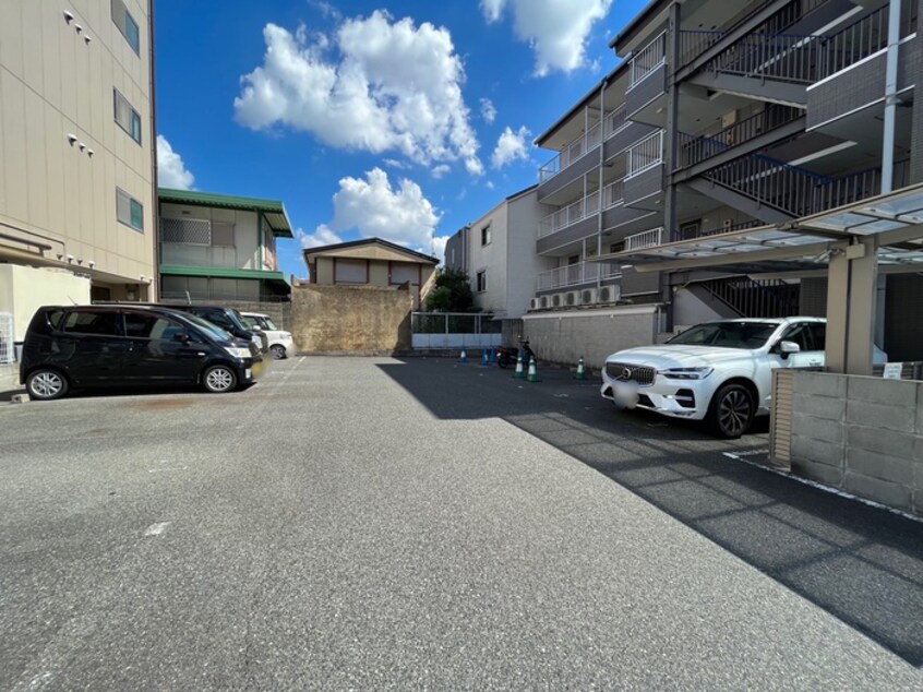 駐車場 メイプル上野芝