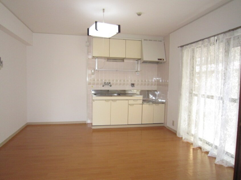 居室 メゾンベルレーヌ