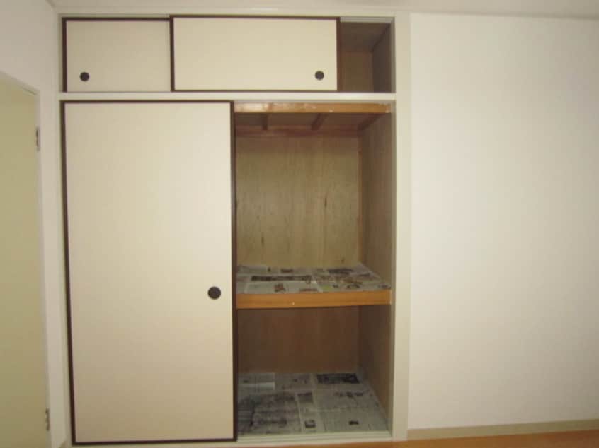 収納 メゾンベルレーヌ