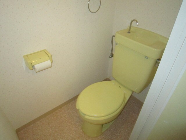 トイレ メゾンベルレーヌ