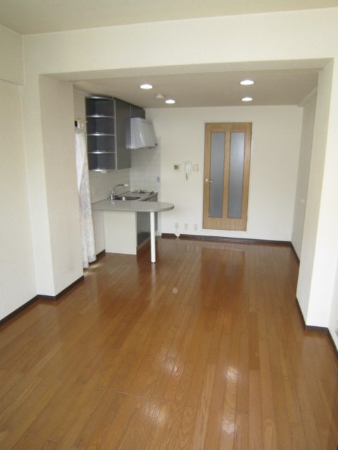 居室 ランブラス西院