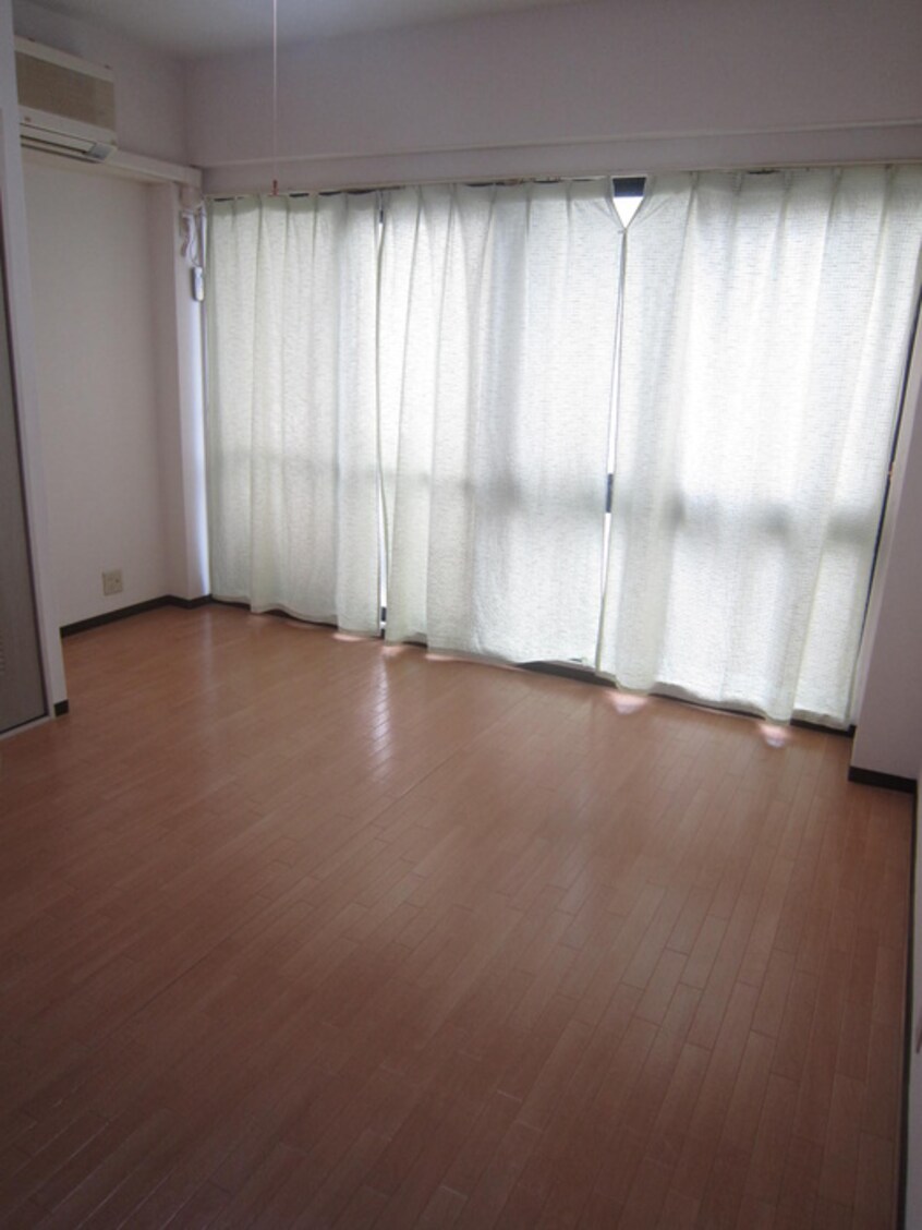 居室 ランブラス西院