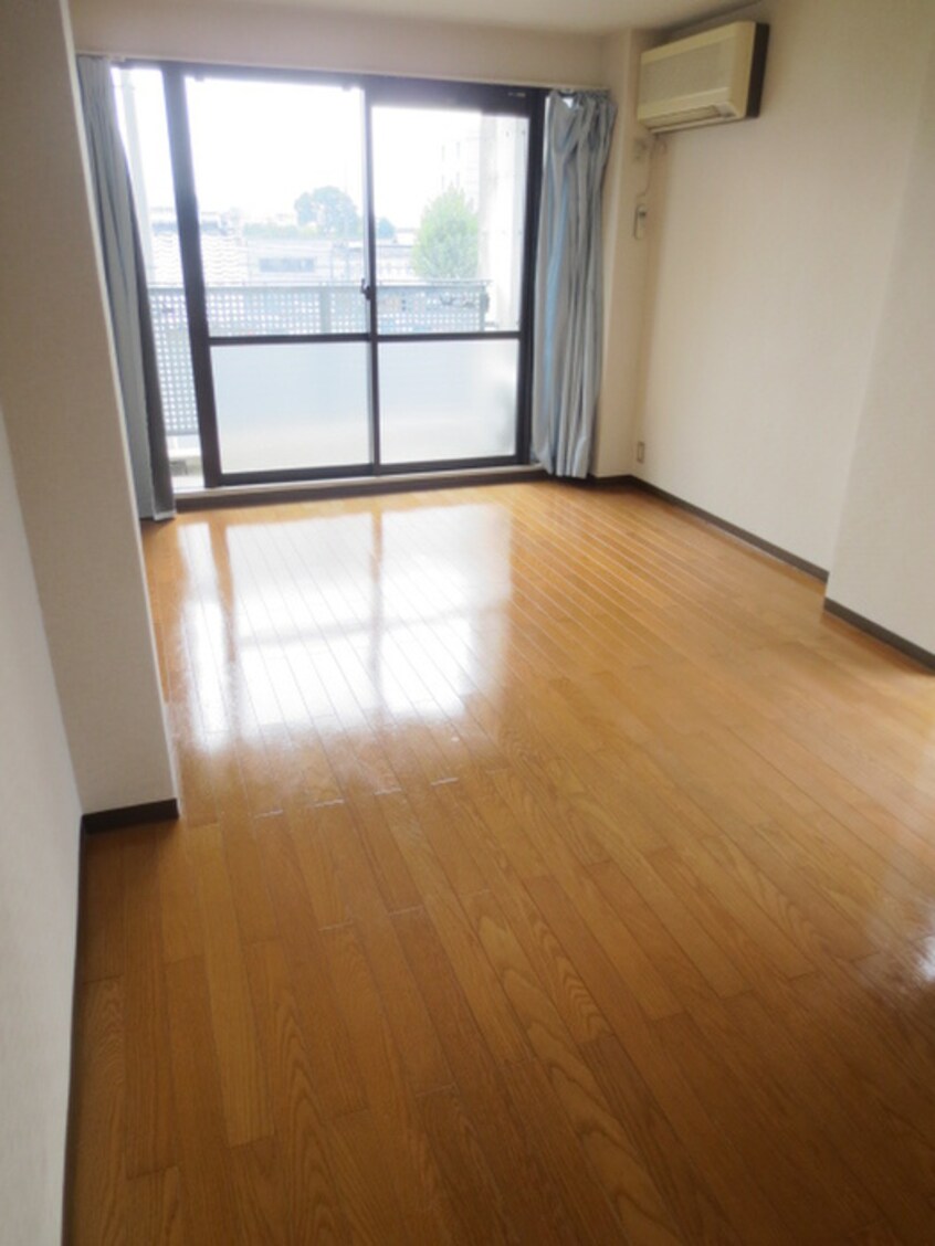 居室 ランブラス西院