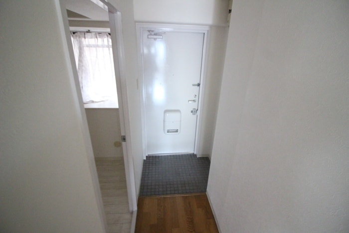 玄関 東灘プレイス