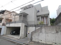 豊中市永楽荘３丁目戸建