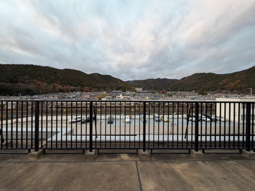 室内からの展望 アメニティ山科駅前（605）