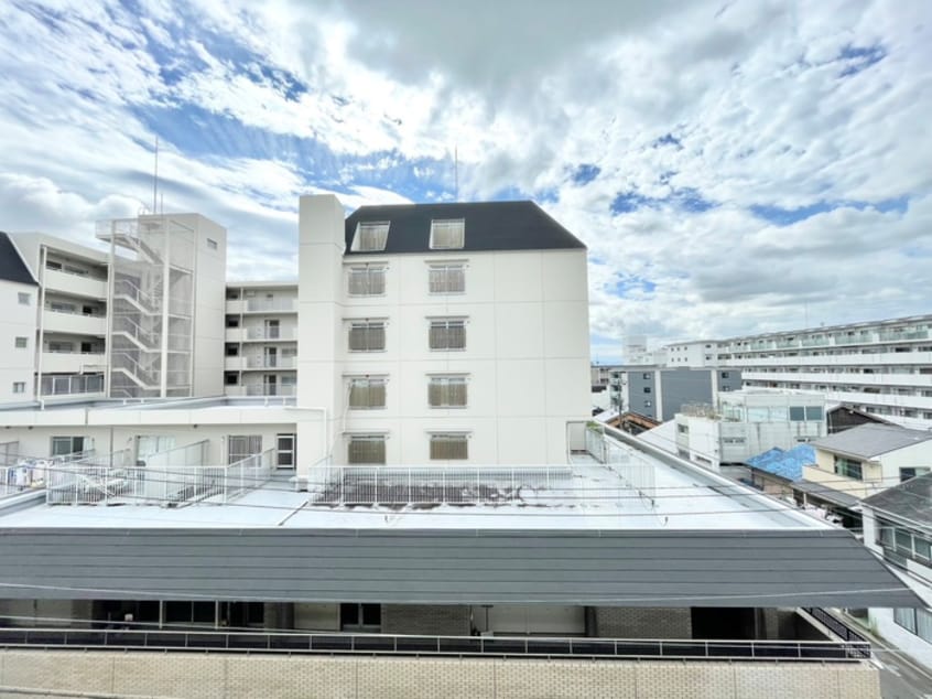 室内からの展望 ハイツ桃山
