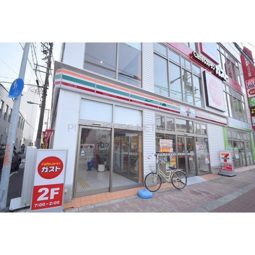 セブンイレブン　蒲生四丁目駅前店(コンビニ)まで210m Ｍ.プラザ蒲生四駅前