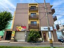 第三山内マンションの外観