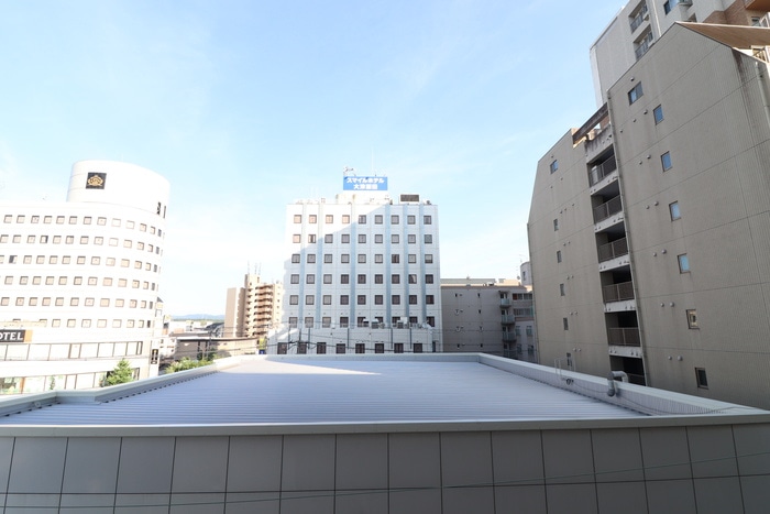 室内からの展望 萱野ビル