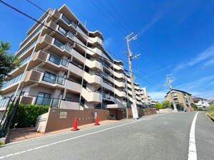 ベルク泉北高倉台（607）