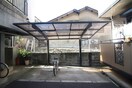 駐輪場 花家