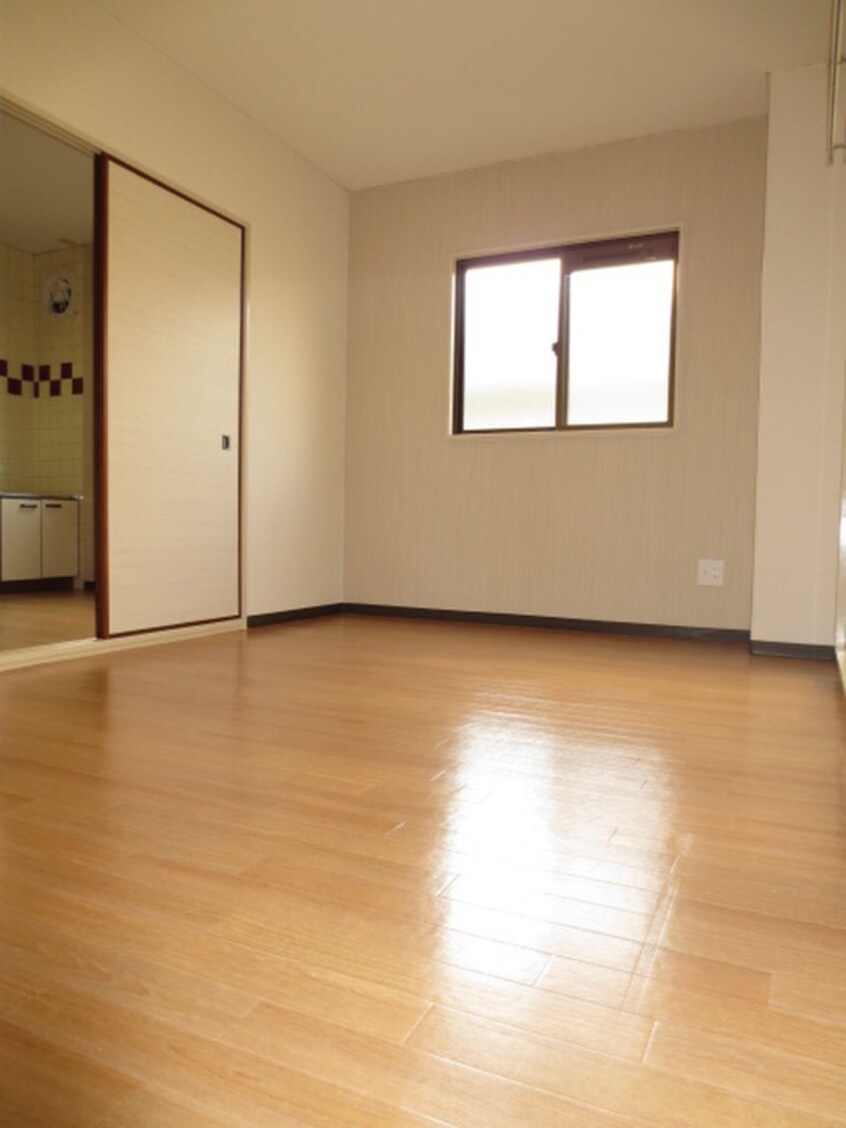 居室 プレアール蔀屋本町