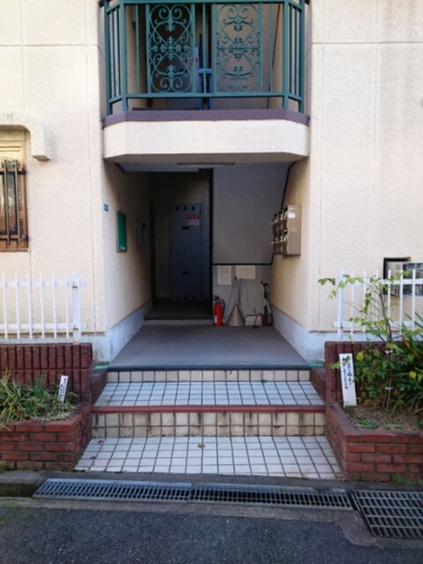 エントランス部分 第１パークサイドハイツ