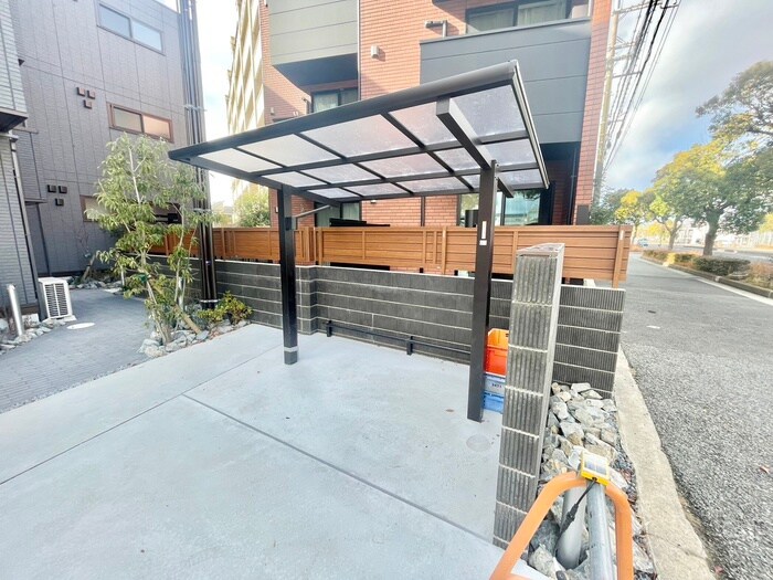 駐輪場 ハレレア