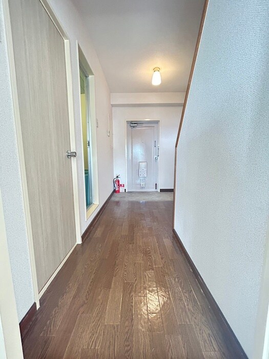 廊下 石切グローバルハイツ