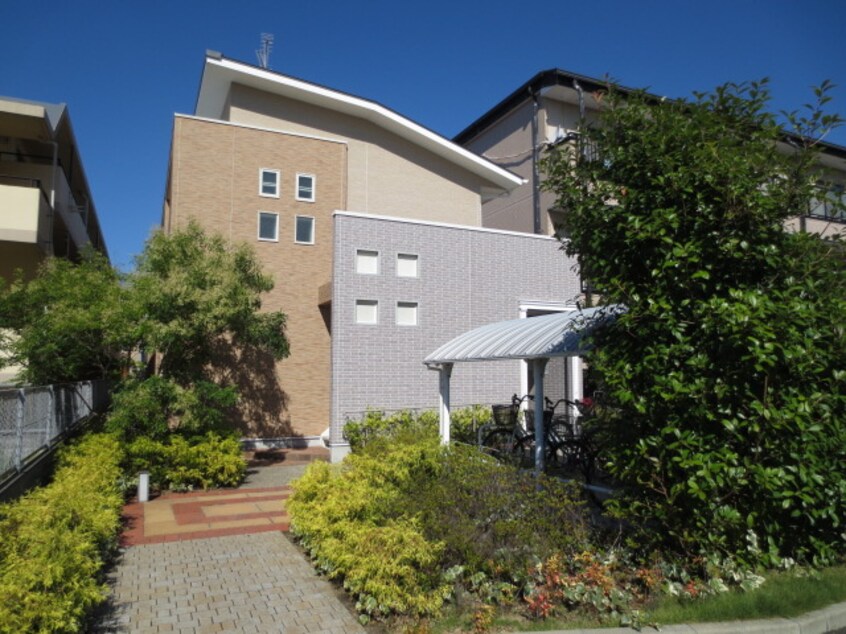 外観写真 ジョリエ－メゾン